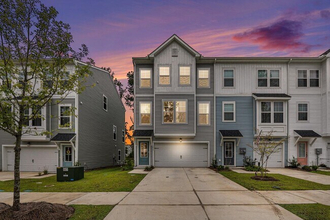 Building Photo - 1039 Old Cypress Run