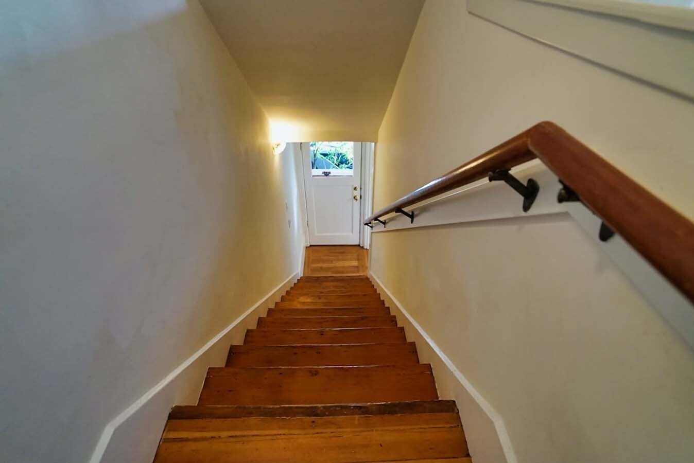 Building Photo - 2836 Derby St