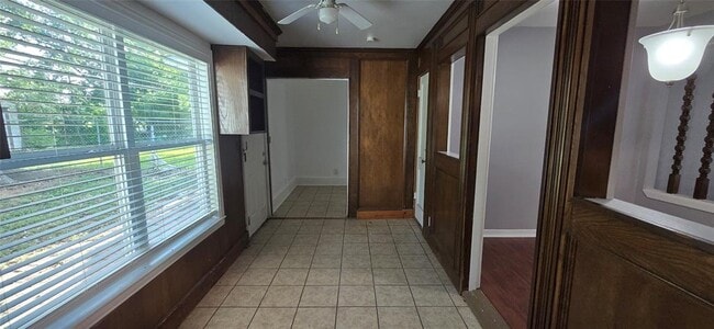 Building Photo - 6142 Beldart St