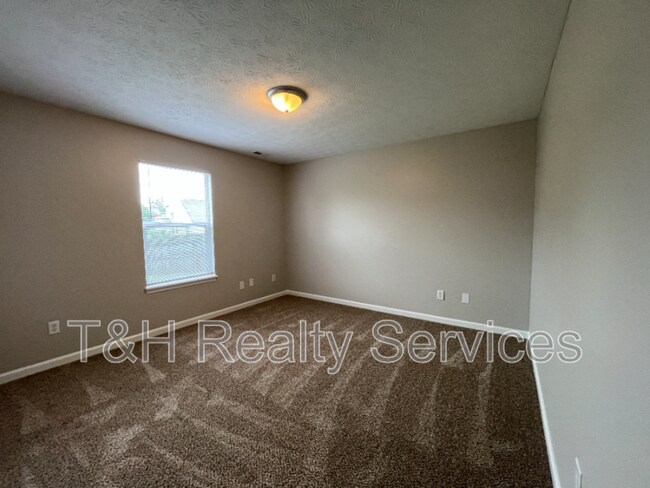 Building Photo - 9204 Symphony Way