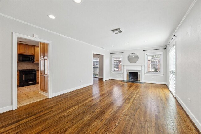 Building Photo - 6649 Fairfield St