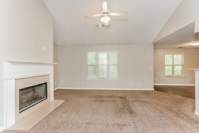 Building Photo - 3234 Grove Trail