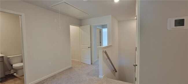 Building Photo - 23 Berryville Dr