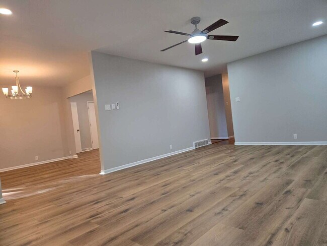 Building Photo - The Good Life — Over 2,200 Sq Ft with Finished Basement & Sunroom