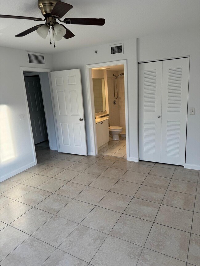 Building Photo - 15410 SW 284th St