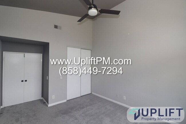 Building Photo - 1337 Serena Cir