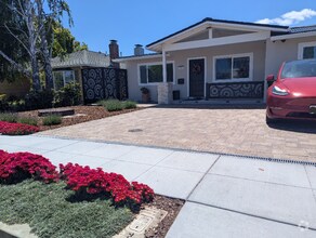 Building Photo - 354 Cypress Ave