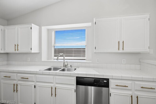 Building Photo - 7987 Lone Jogger