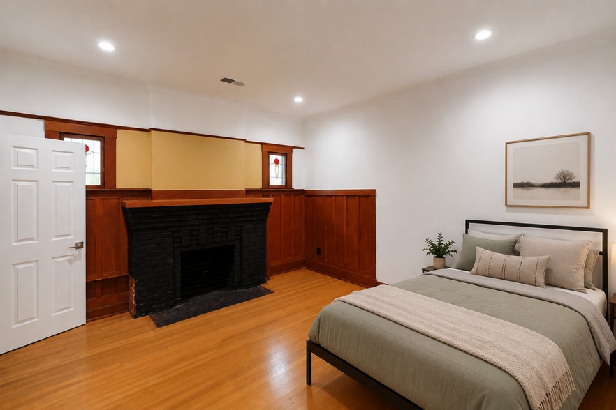Building Photo - 1452 W 29th St