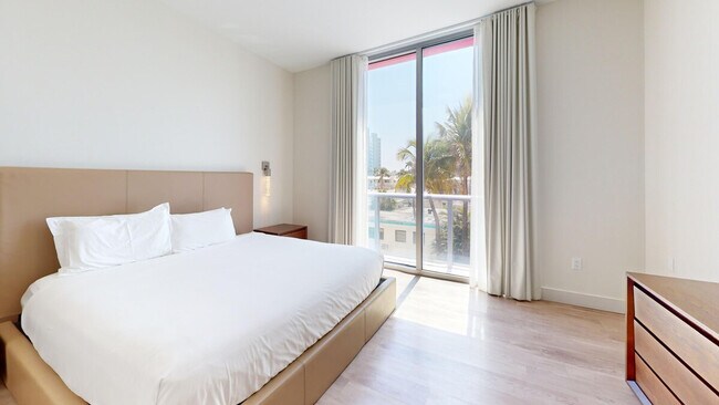 Building Photo - 411 Jimmy Buffett Mem Hwy