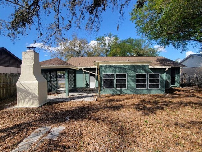 Building Photo - 6922 Westend Ave