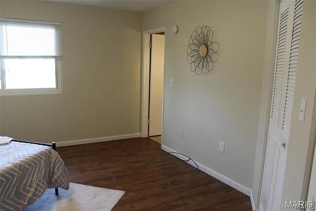 Building Photo - 5003 Cavalier Ct