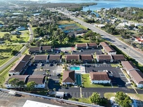 Building Photo - 1531 Placida Rd