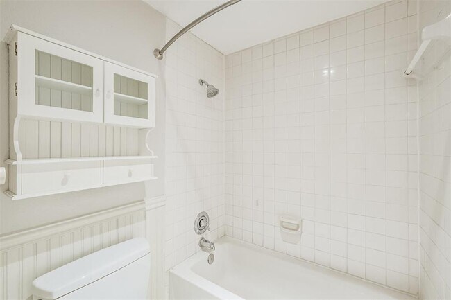 Building Photo - 4000 Purdue St