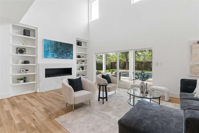 Building Photo - 6452 Lavendale Ave