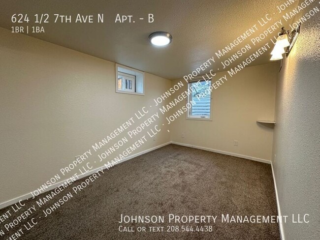 Building Photo - 624 1/2 7th Ave N   Apt.-B