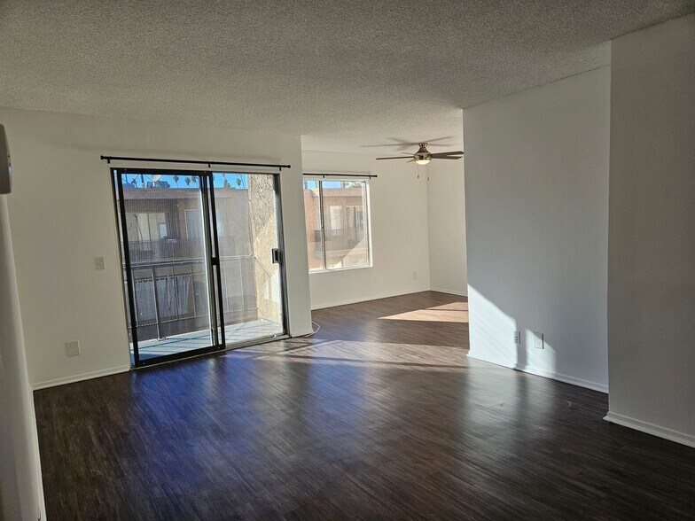 Interior Photo - The Benezra Family Limited Partnership 2 LP