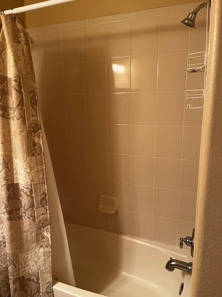 Building Photo - 3451 Windsor Lake Cir