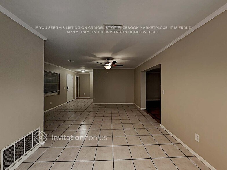 Building Photo - 102 Valley Cir