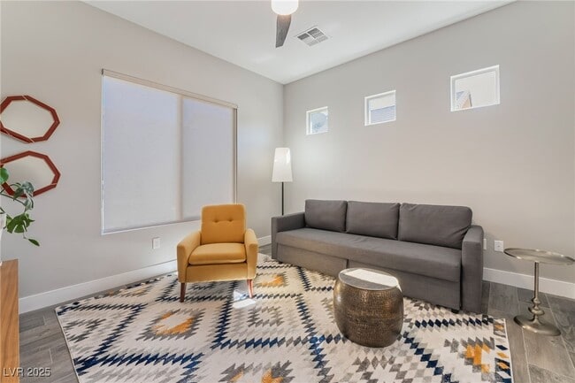 Building Photo - 3120 Greenscape Ln