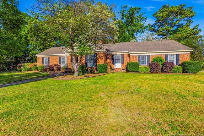 Building Photo - 325 Northview Dr