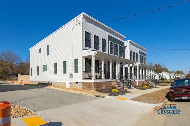 Building Photo - Swanky Newer Home In Church Hill