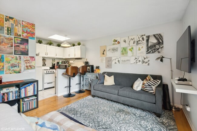 Building Photo - 2201 N Cleveland Ave