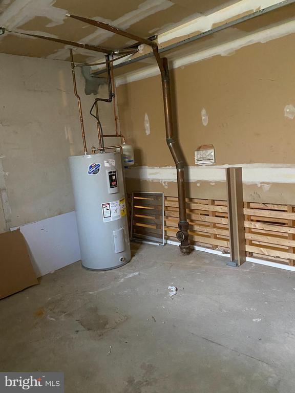 Building Photo - 42 Conshohocken State Rd