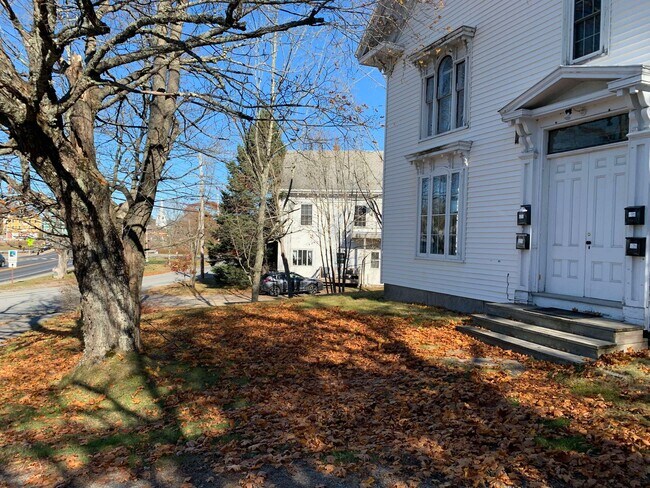 Building Photo - 34 Obrien Ave