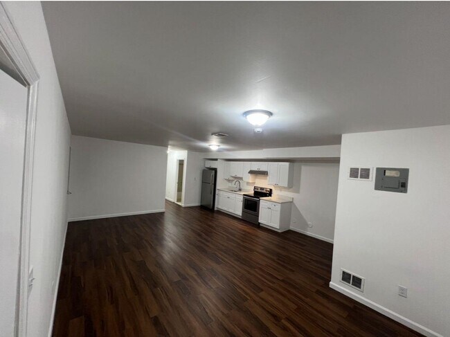 Building Photo - 280 Seaview Ave