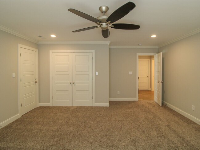 Building Photo - 22921 Cherry Hills Ln