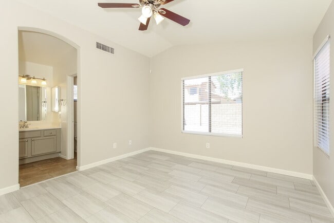 Building Photo - 8216 W Rue De Lamour