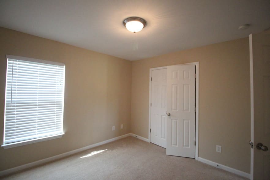 Building Photo - 6008 Twin Feather Run