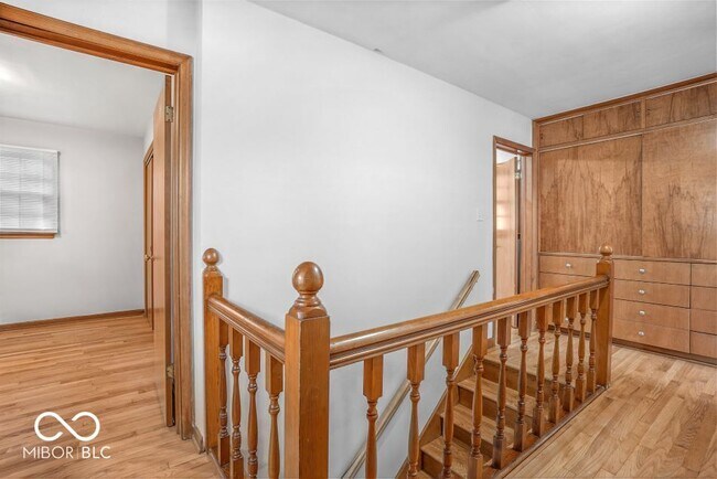 Building Photo - 508 Bernard Ave