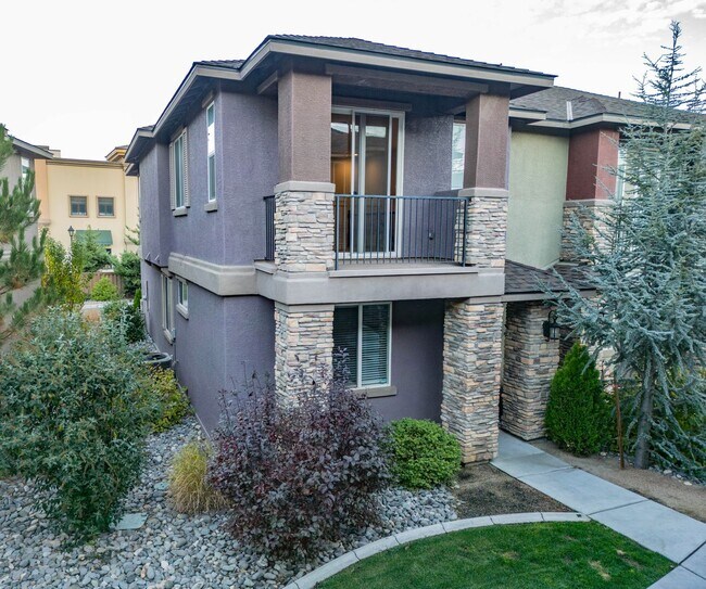 Building Photo - Great Townhome For Rent!