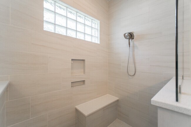 Building Photo - 49 Cassena Grove Pl