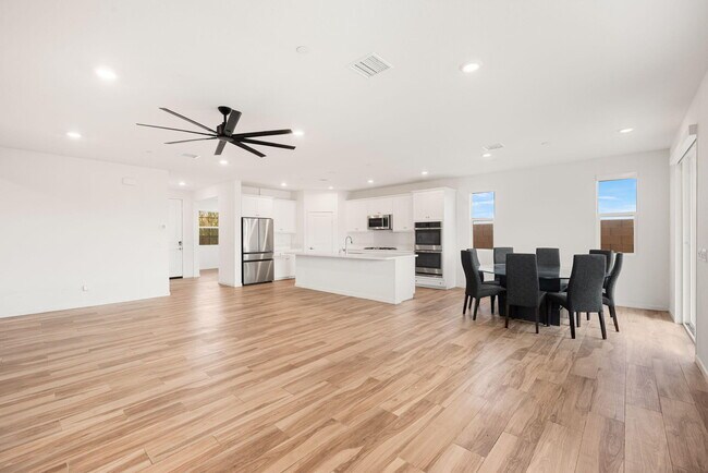 Building Photo - 79329 Zamora Ct