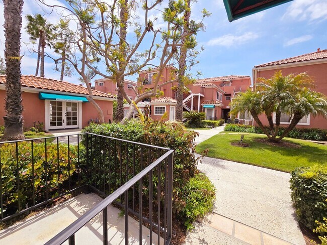 Building Photo - Explore the Allure of Coastal Living!