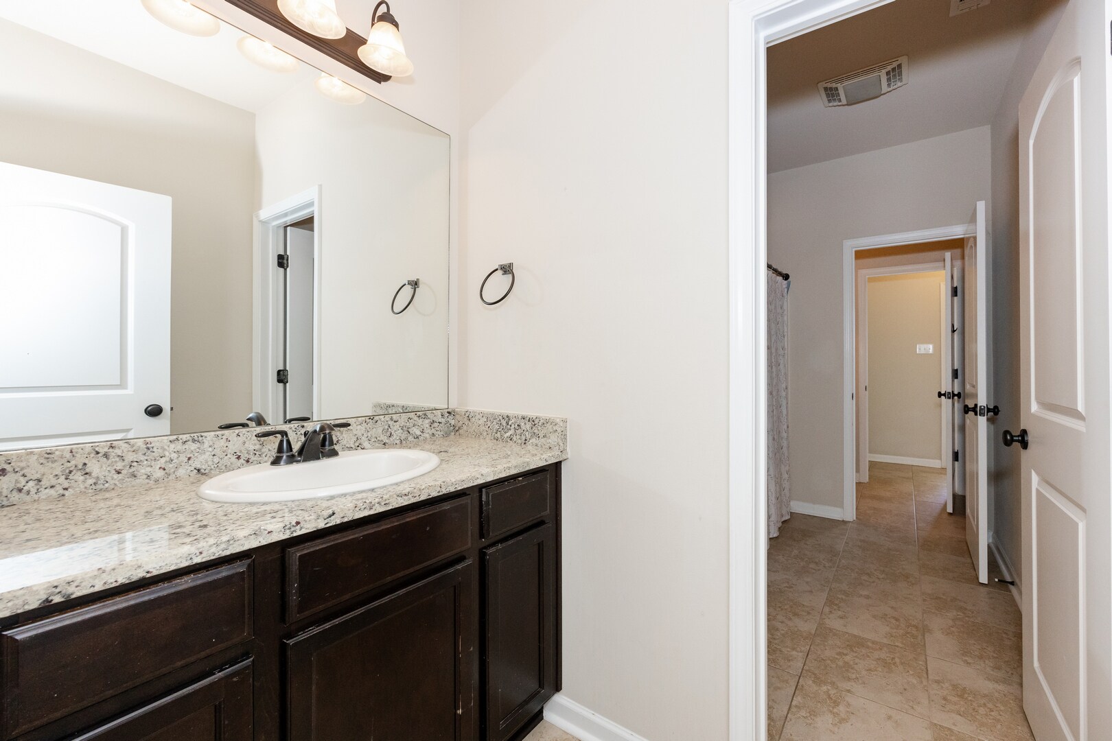 Building Photo - 8578 Arabella Ave
