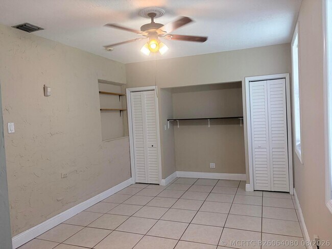 Building Photo - 7302 Westwood Dr