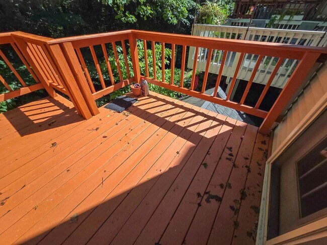 Building Photo - Fantastic 3br TownHome in highly sought Silver Spring Neighborhood - Available NOW!