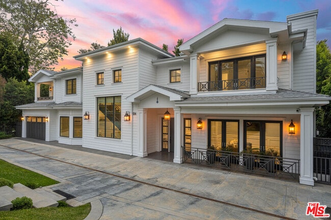 Building Photo - 126 N Canyon View Dr