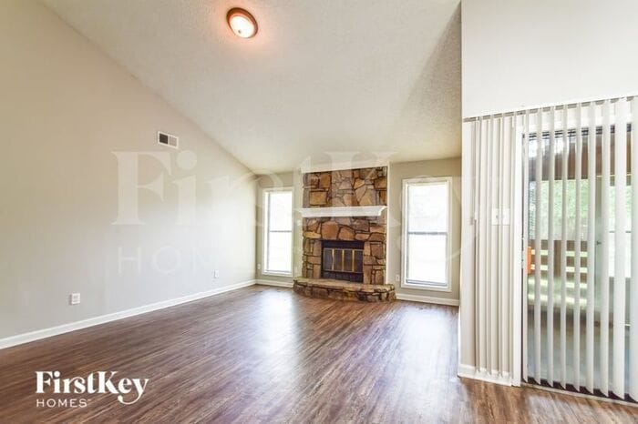 Building Photo - 5961 Wedgewood Cove