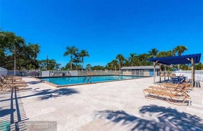 Building Photo - 5836 Rambler Rose Way