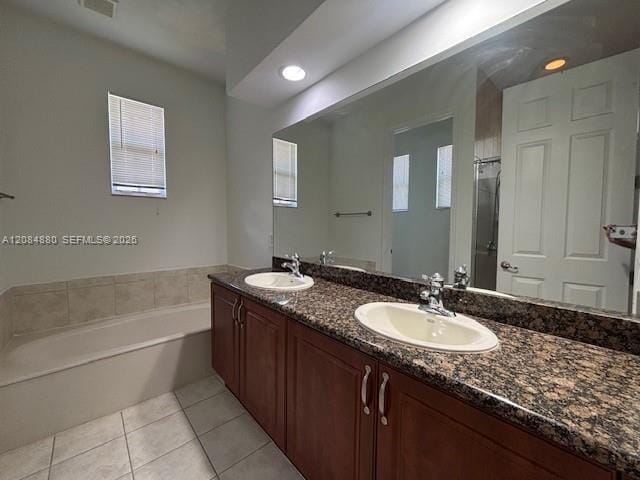 Building Photo - 6965 Julia Gardens Dr