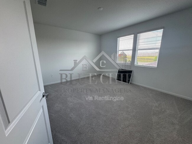 Building Photo - 2575 Rider Rain Ln