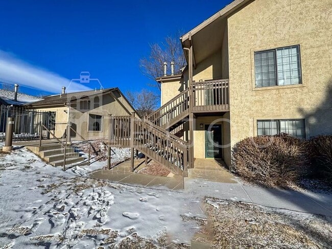 Building Photo - 2195 Alicia Point