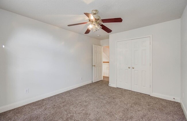 Building Photo - 2210 Waters Edge Ln