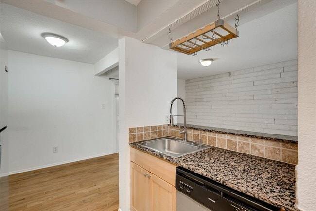 Building Photo - 3627 Menchaca Rd