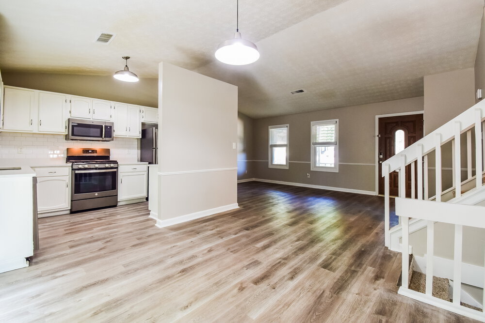 Building Photo - 3210 Fescue Cir